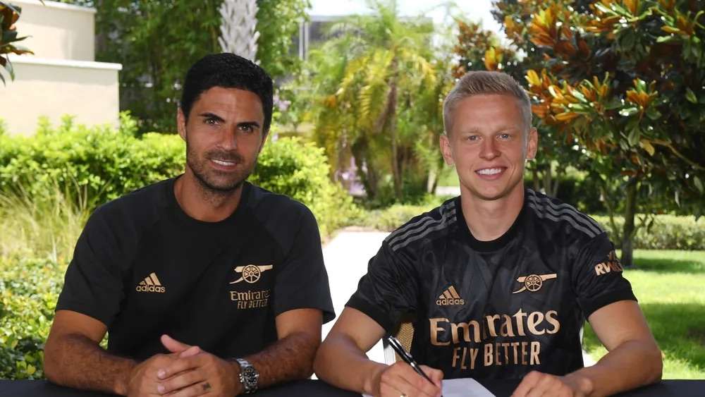 他不断吸引 他不断吸引